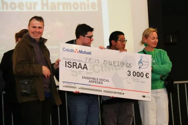 Remise des dons issus du concert Electro Chœur Harmonie